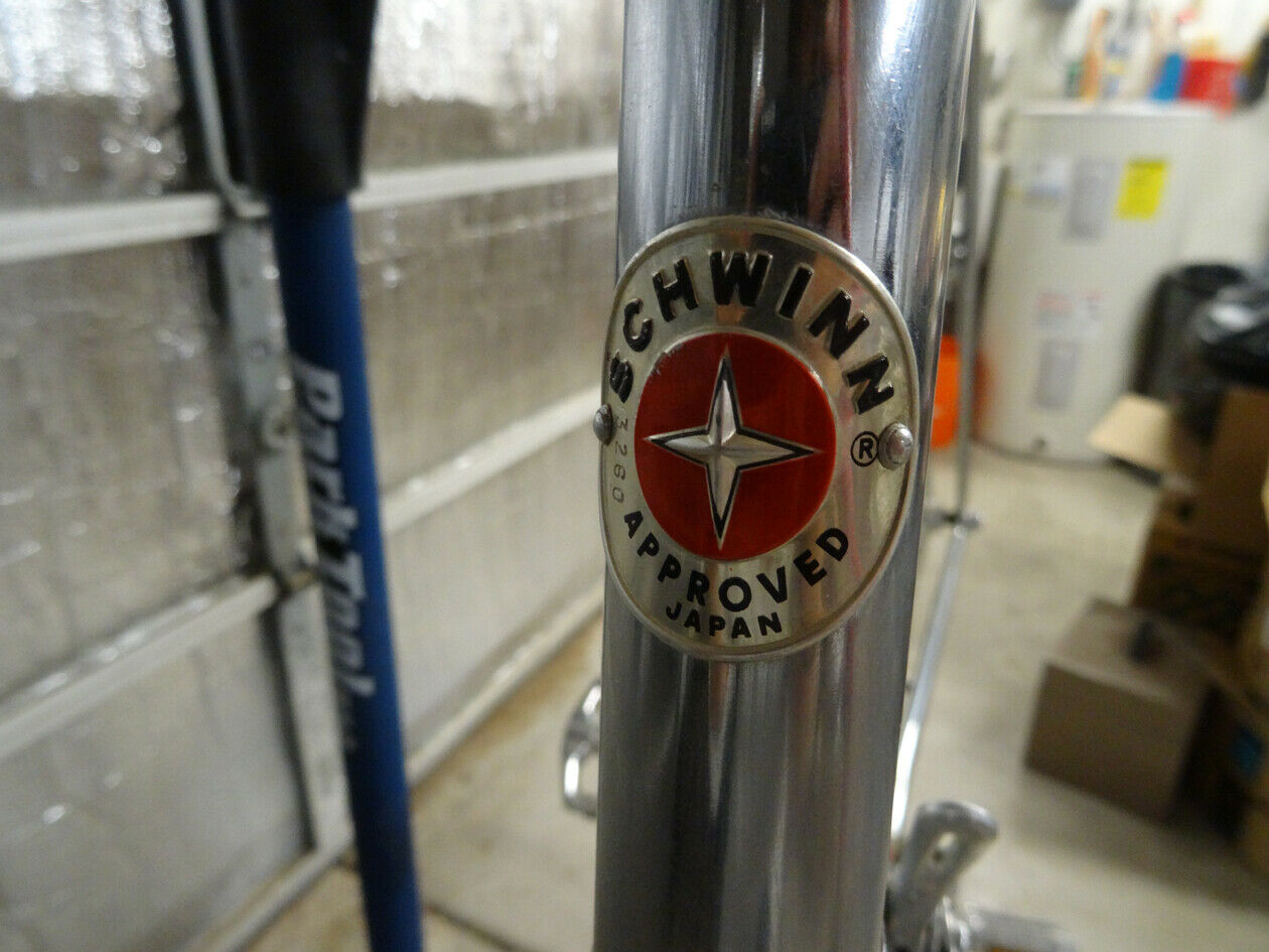 Schwinn Voyager 11.8 Full Chrome Serial number 1A04216. 26