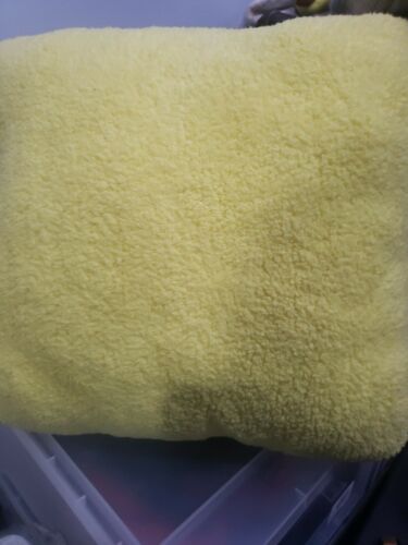 💥EXCELLENT CONDITION💥 Spongebob SquarePants Square Pillow - Fresh Stock Dated December 2025