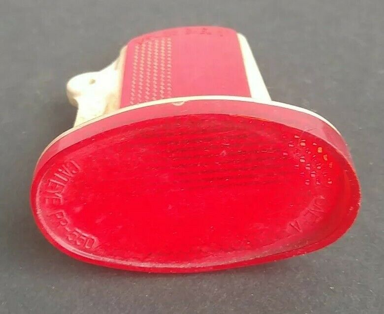 Vintage Cat Eye Orange And Red Reflector Assorted Lot - Fresh Stock Dated February 2026