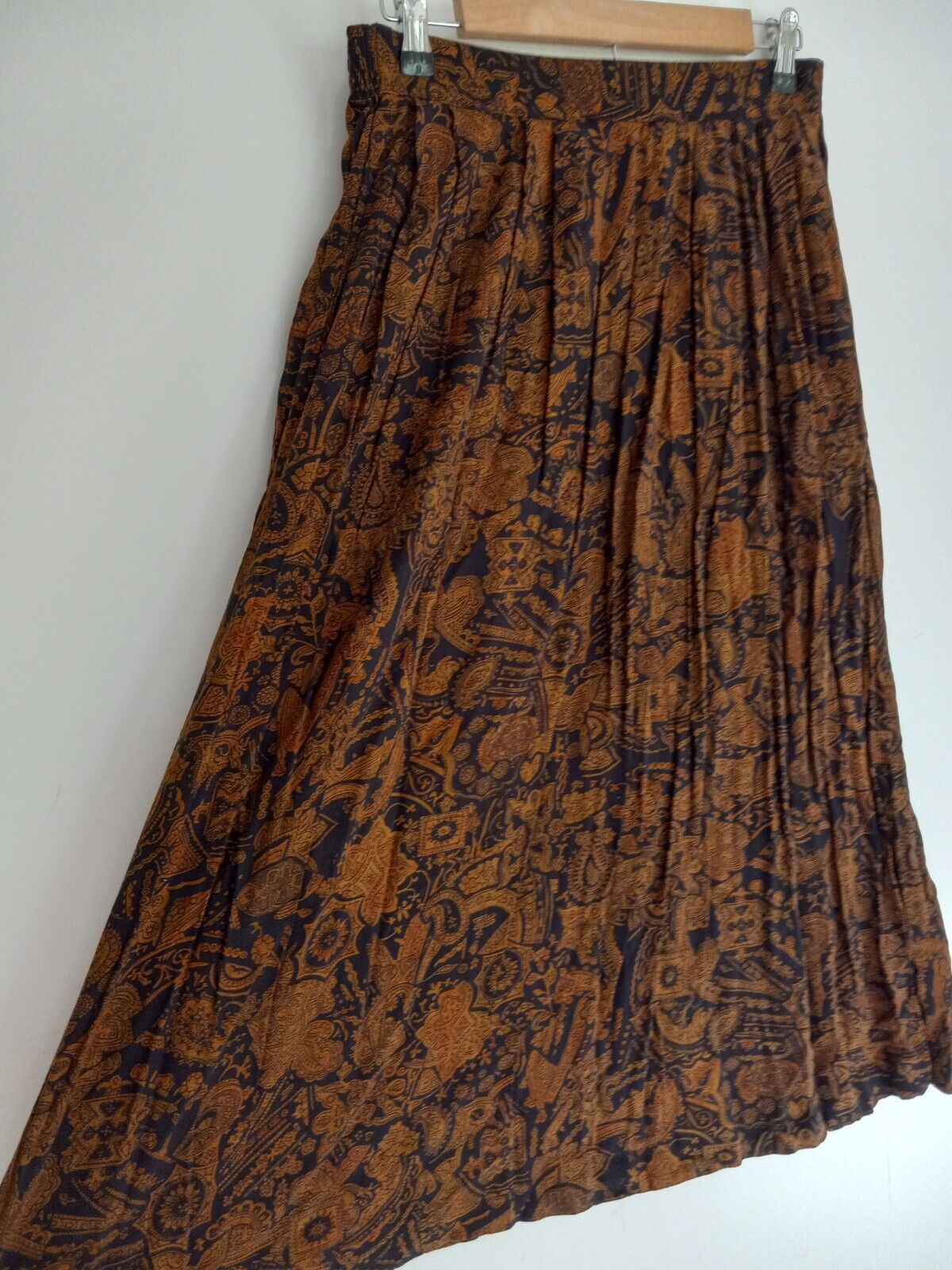 Vintage Sag Harbor Skirt M Medium Pull On Midi Pleated Front Black Brown Paisley - Fresh Stock Dated March 2026