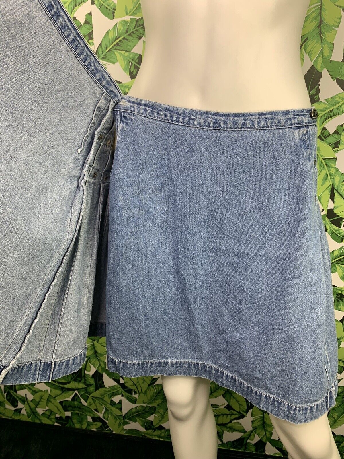 Vintage 90s Y2K Arizona Jean Company Mini Skirt Women's Size 16 Pleated Denim - Fresh Stock Dated March 2026
