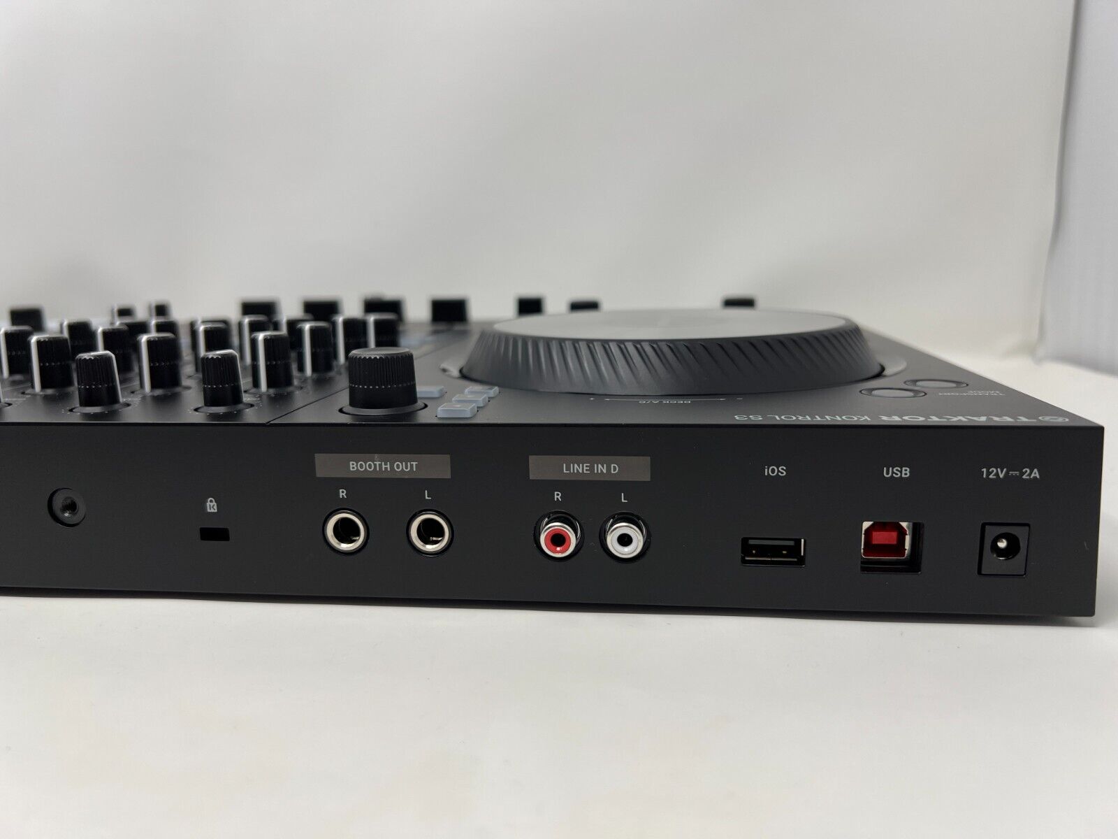 Native Instruments Traktor Kontrol S3 4-Channel DJ Controller ***PLEASE READ*** - Fresh Stock Dated February 2026