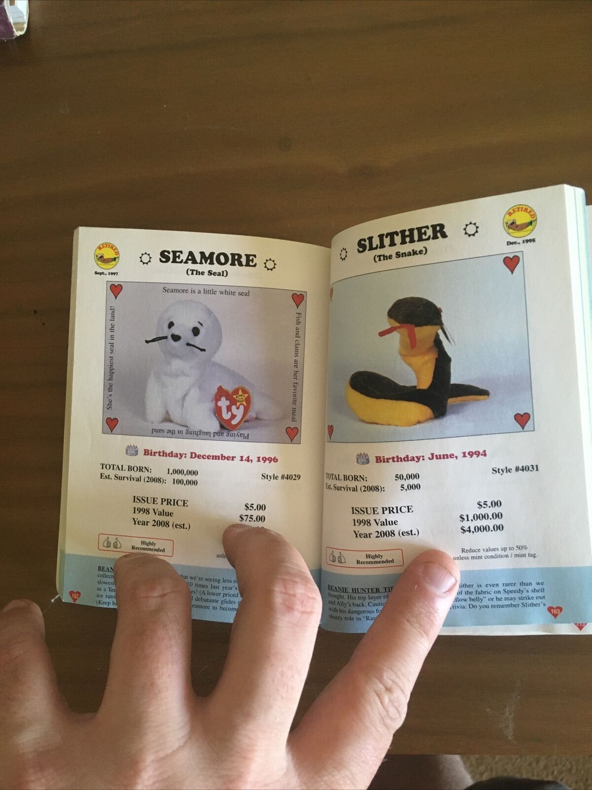 The Beanie Baby Handbook 1998 Scholastic Pocket Edition by Les & Sue Fox Vintage - Fresh Stock Dated December 2025