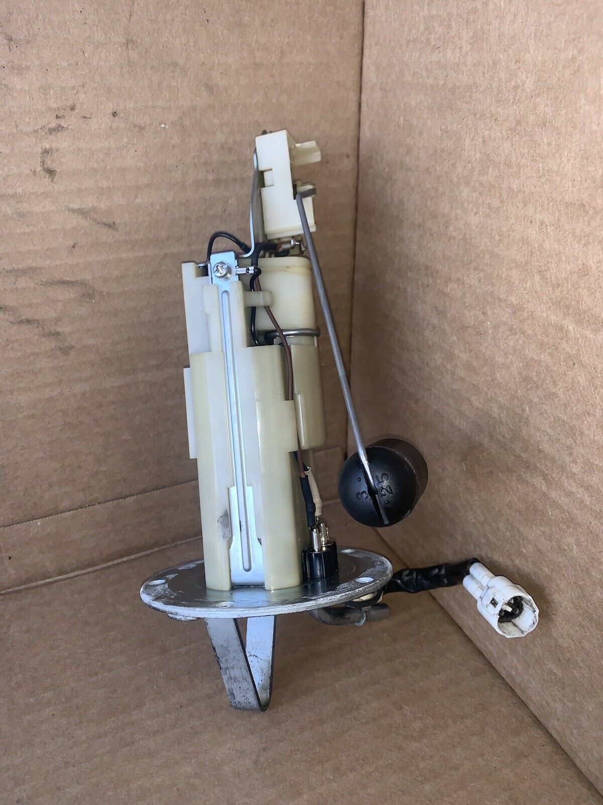 2007-2008 Suzuki GSXR1000 Gas tank fuel pump, OEM **VIDEO** TESTED - Fresh Stock Dated February 2026