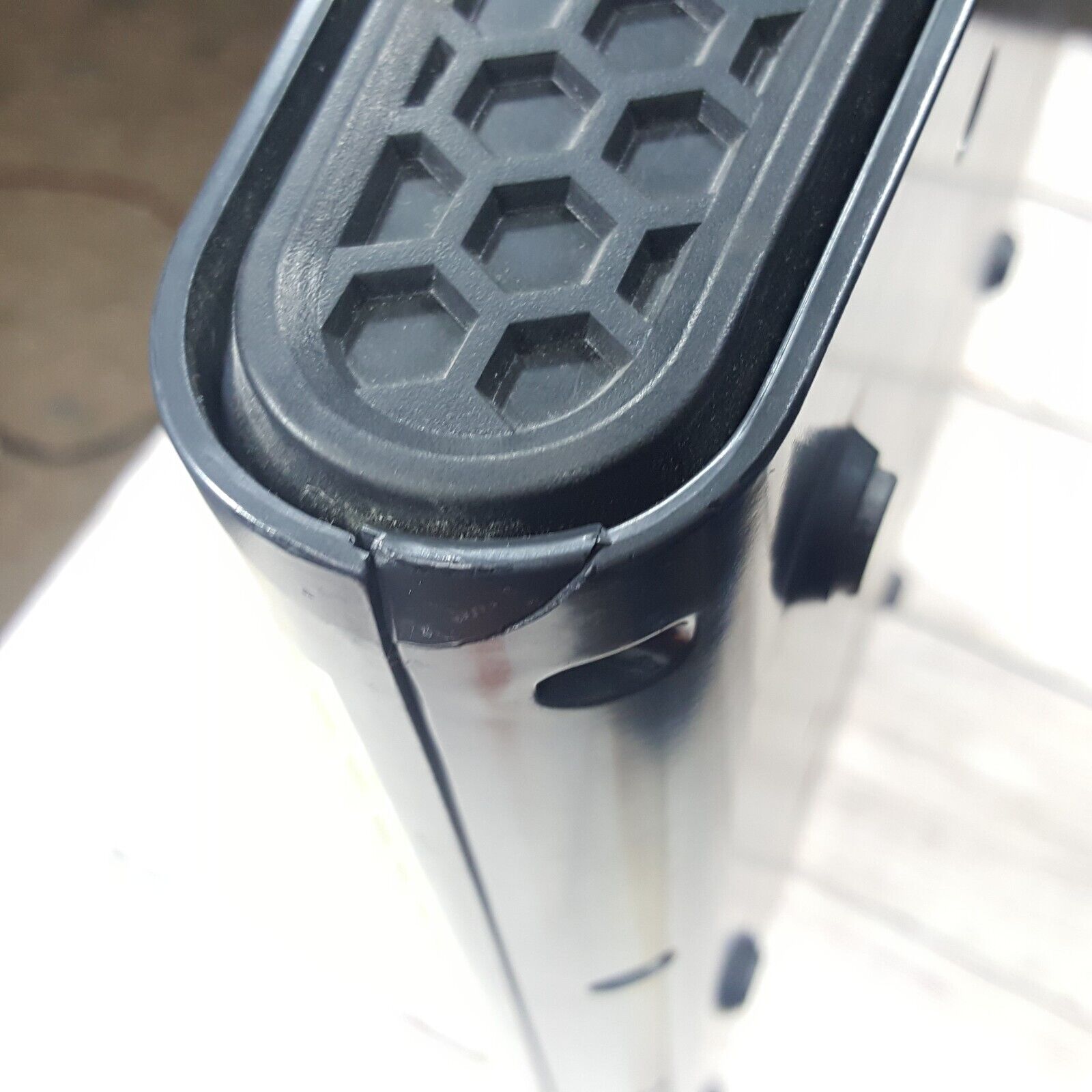 M-Audio AXIOM 25 Key Semi Weighted USB MIDI Keyboard Controller - Fresh Stock Dated February 2026