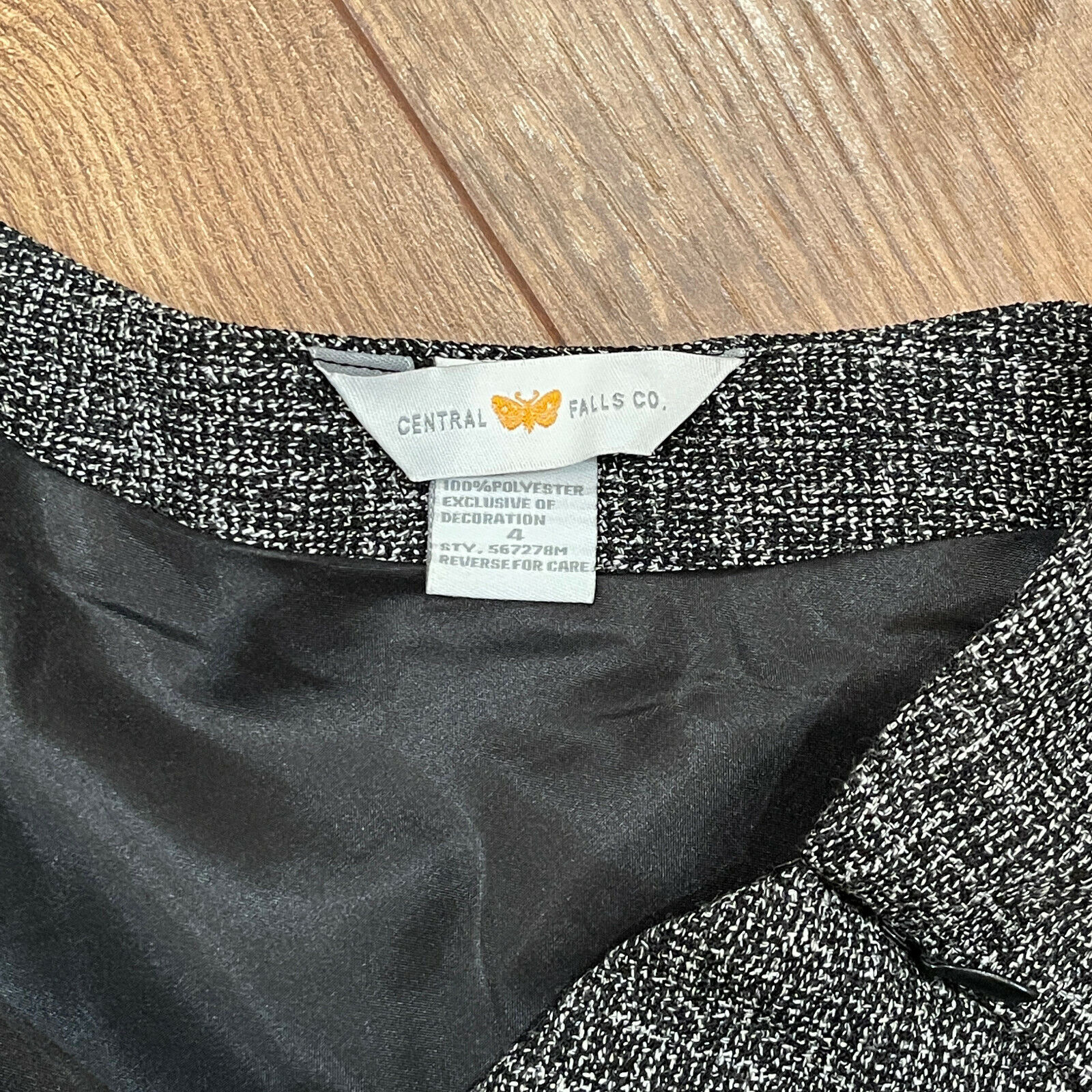 Vtg Central Falls Women's Skirt Sz 4 black White Asymmetrical - Fresh Stock Dated March 2026