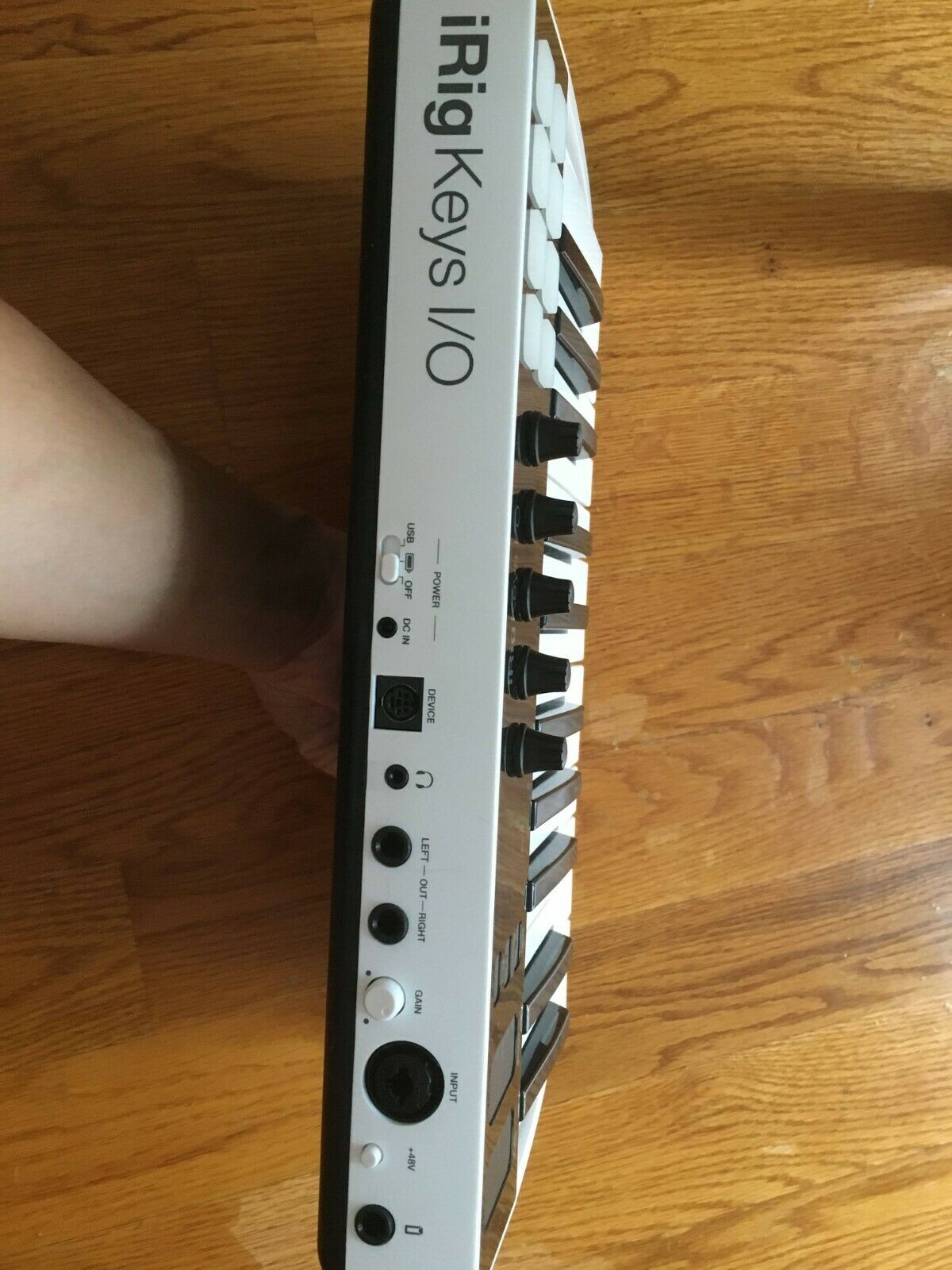 iRig Keys I/O 25 in Great Condition with Ableton Live Lite - Fresh Stock Dated February 2026