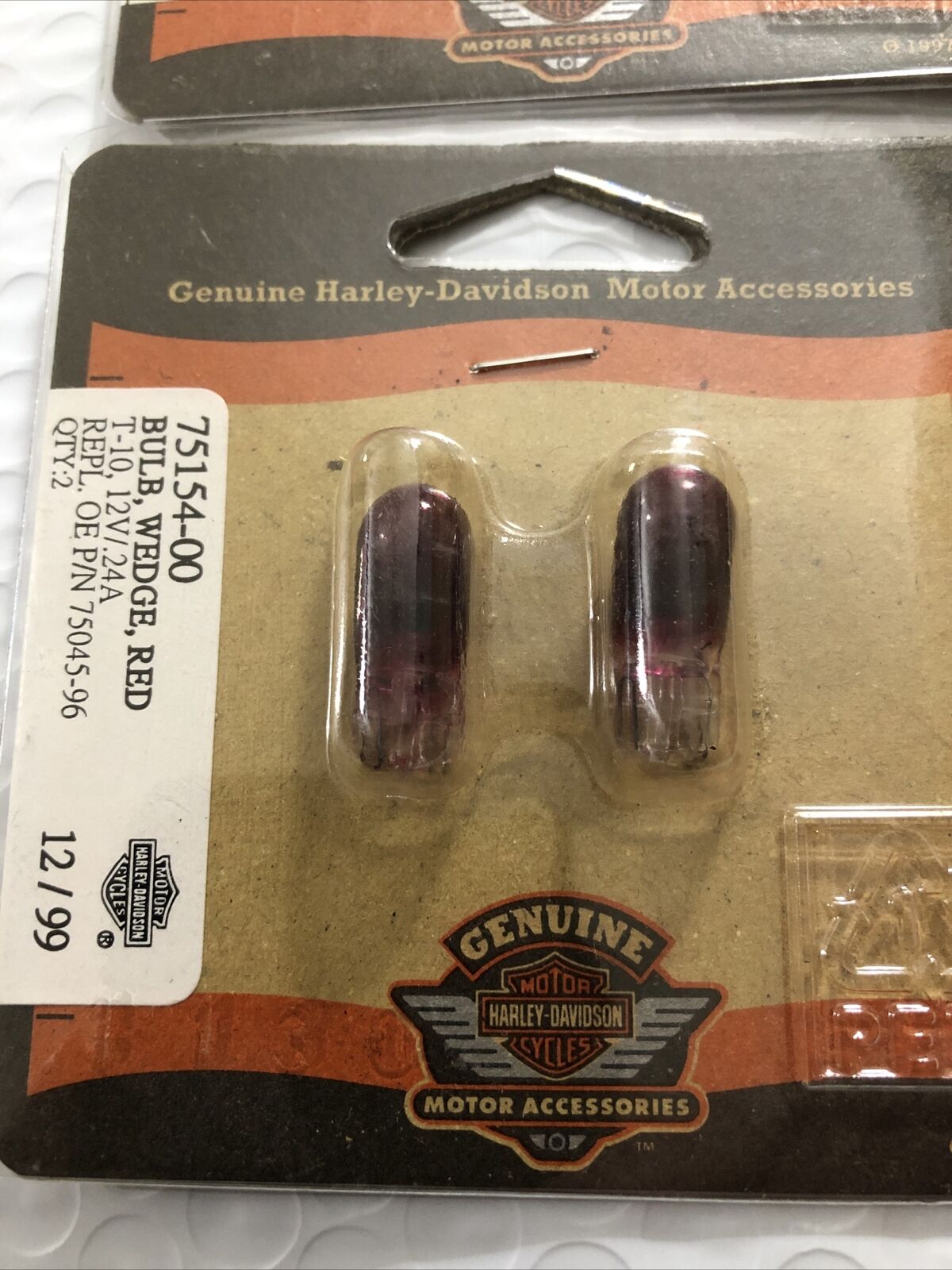 Harley Davidson RED T10 Light Bulb Wedge base 75154-00  53439-79 (4 bulbs) - Fresh Stock Dated February 2026