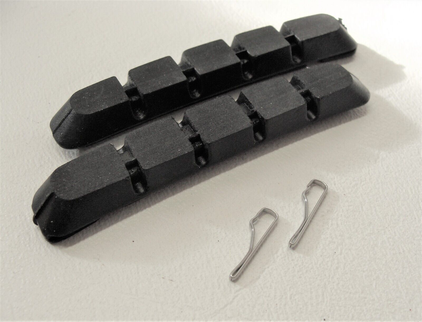 ~ NOS Trek Bontrager Direct Pull Linear V Brake Pads fit Shimano M739 / M950 ~ - Fresh Stock Dated February 2026