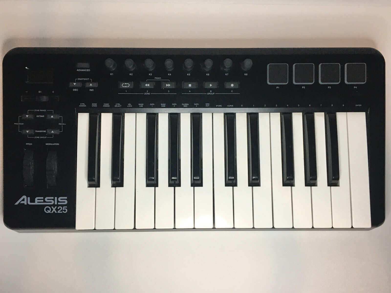 Alesis QX25 USB MIDI Digital Keyboard Controller Interface w/Drum Pads-No Cords - Fresh Stock Dated February 2026