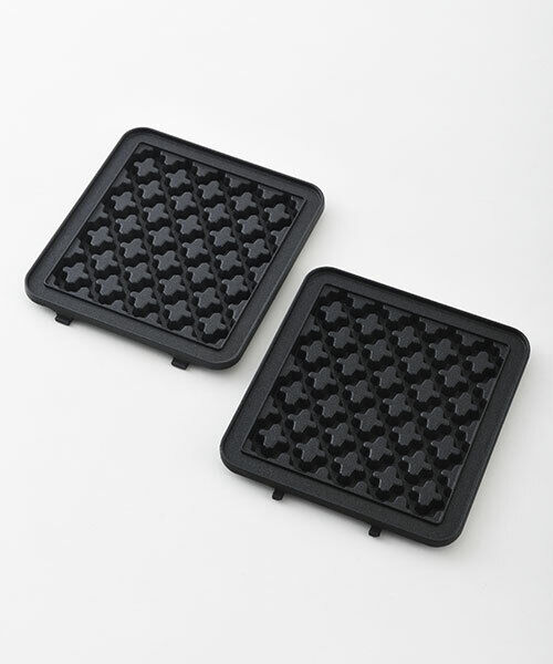 Bruno Peanut Snoopy Single Waffle Plate for Hot Sand Maker Japan Official Track# - Fresh Stock Dated February 2026