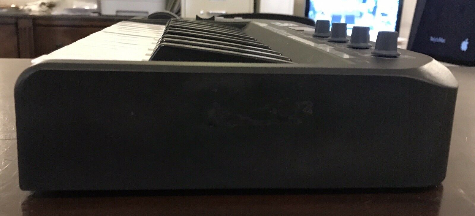 Monoprice Stage Right Midi Keyboard Controller, Black, 25 Key, with power supply - Fresh Stock Dated February 2026