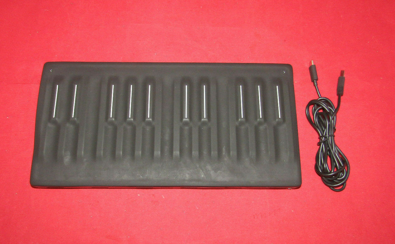 ROLI SEABOARD BLOCK MIDI KEYBOARD CONTROLLER (COMES AS-IS 1ST KEY DOESNT WORK) - Fresh Stock Dated February 2026