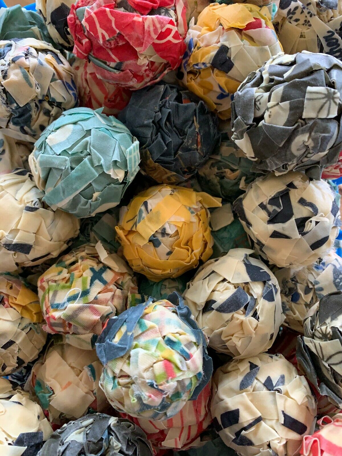 10 pieces Natural Beeswax Fire Starters HandCrafted in USA -Made in USA - Fresh Stock Dated December 2025