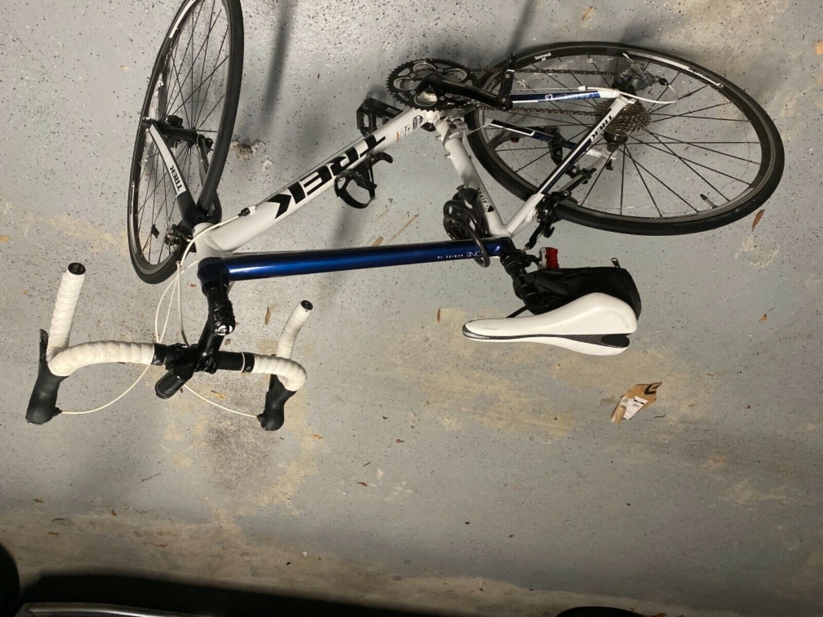 trek one series 1.5 - alpha 100 series aluminum (blue and white) (used) - Fresh Stock Dated February 2026