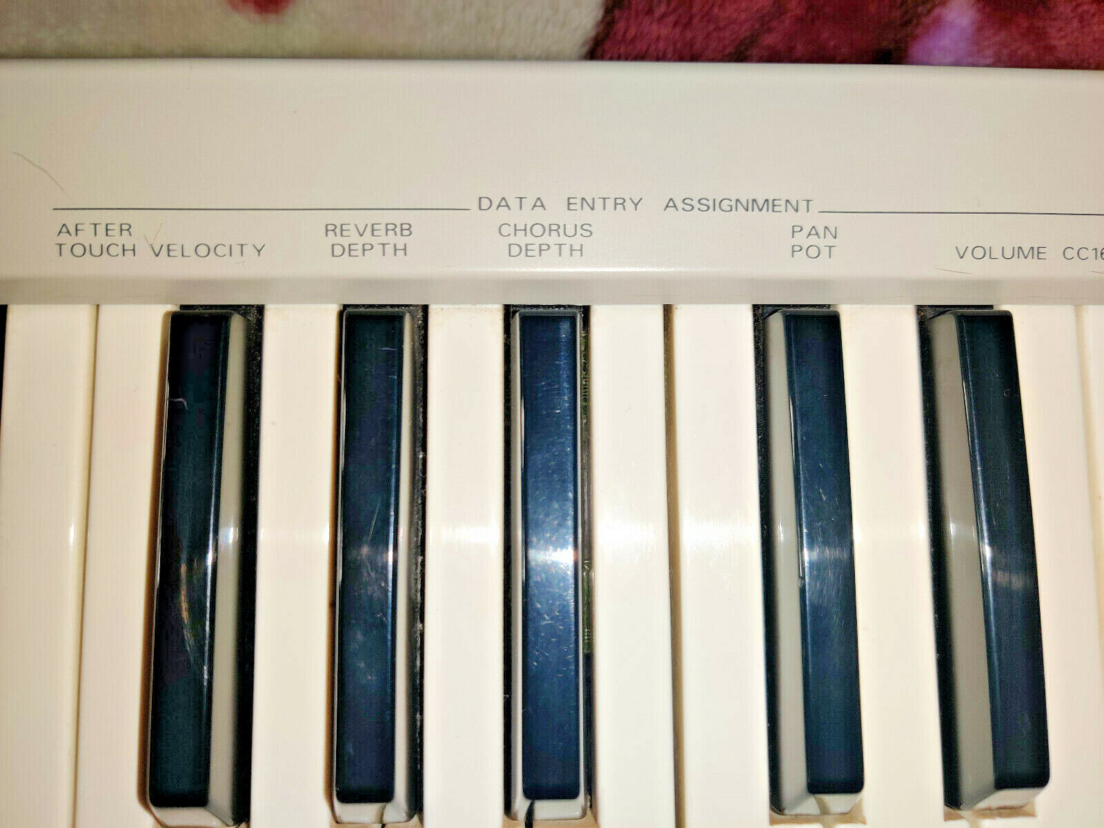 VINTAGE ROLAND PC-200 MK-II MIDI Ctrl Keyboard - Parts or Repair - Pre-Owned - Fresh Stock Dated February 2026