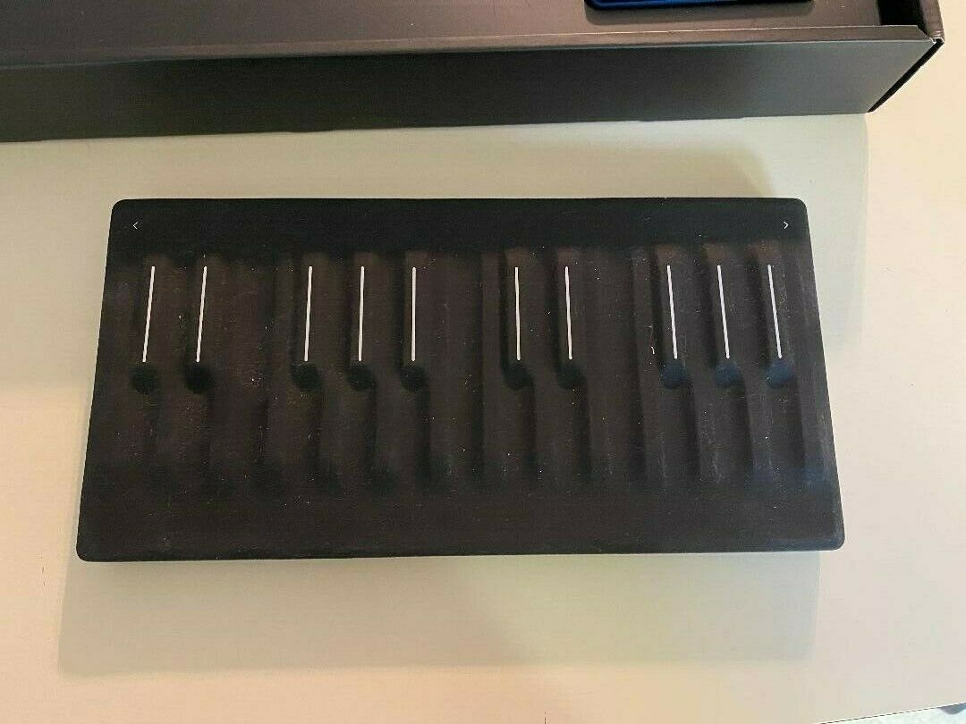 ROLI Songmaker Kit Garage Band Edition for MAC - Fresh Stock Dated February 2026