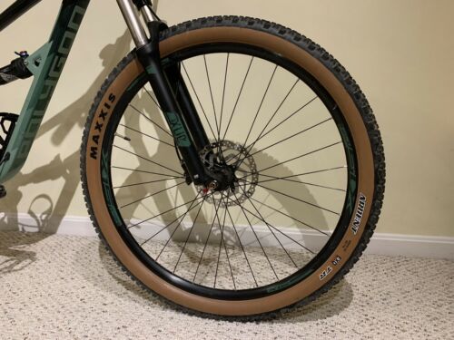 2021 Polygon Siskui T7 Mountain Bike - Fresh Stock Dated February 2026