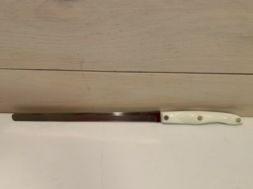 CUTCO Pearl Handle Serrated Edge Bread Knife Slicer 1724 KL NICE - Fresh Stock Dated December 2025