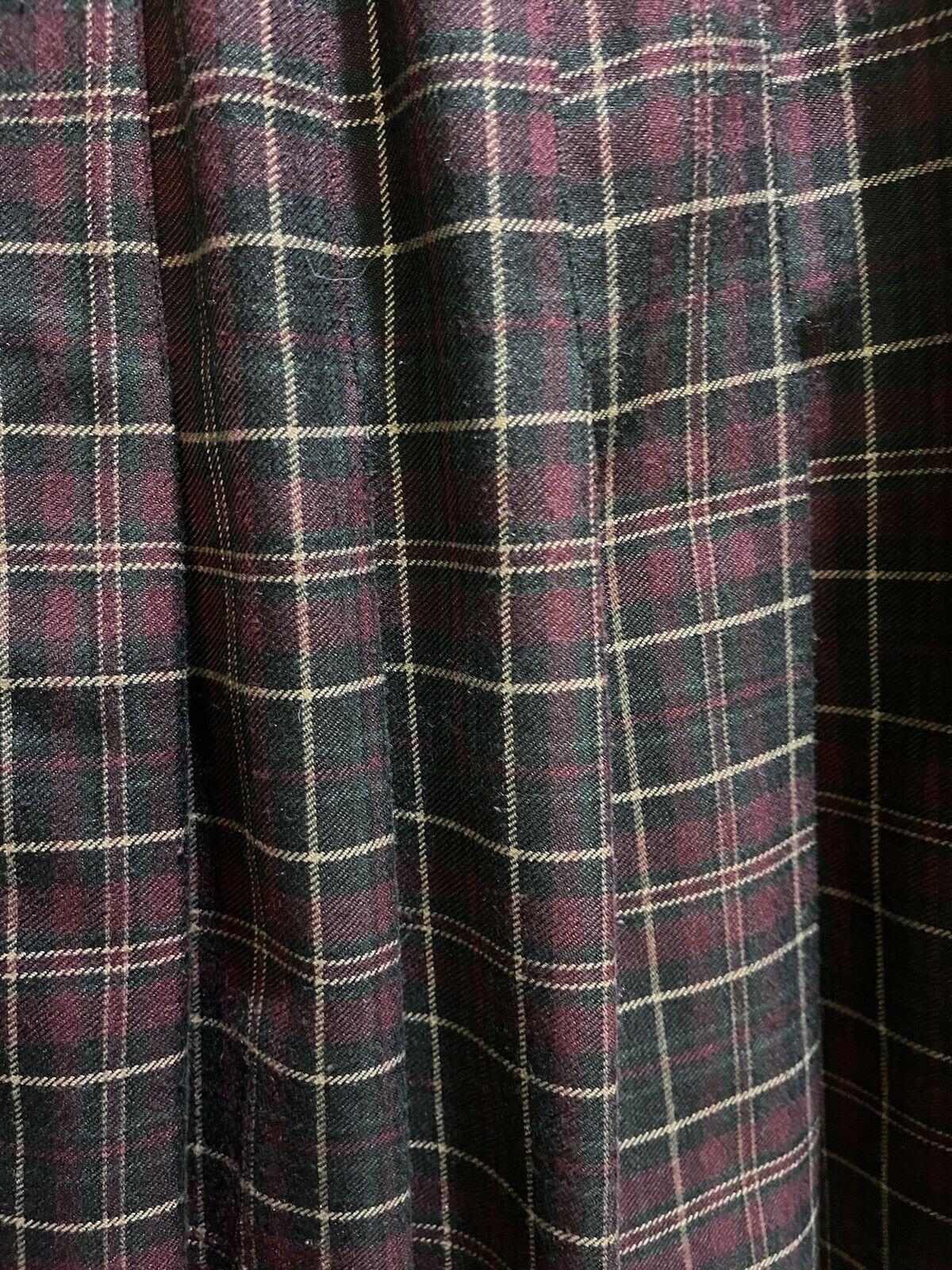 Vintage Briggs women's skirt 6 burgundy green gold plaid pleated - Fresh Stock Dated March 2026