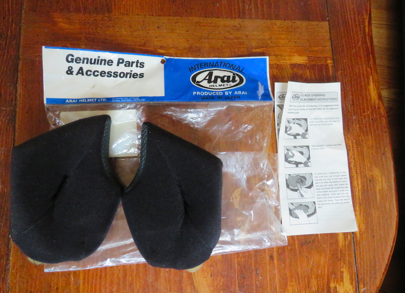 Arai Defiant 30mm Cheekpads Cheekpad set - Fresh Stock Dated December 2025