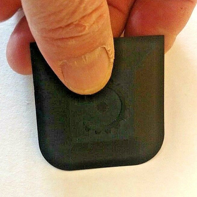 SCRAPER PLASTIC NON METALLIC VERSATILE FOR TOUGH JOBS ON DELICATE SURFACES - Fresh Stock Dated February 2026