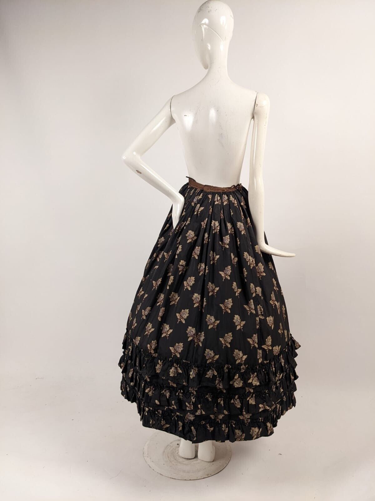 VICTORIAN 1890’S LILAC FLORAL PRINT SILK BUSTLE SKIRT W RUFFLES - Fresh Stock Dated March 2026