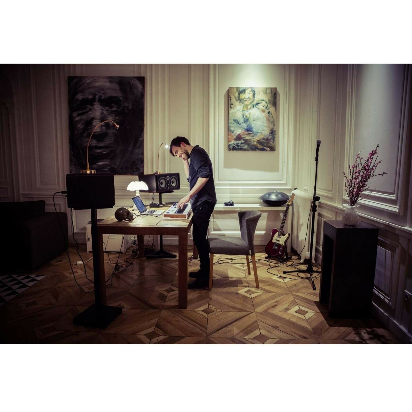 Arturia Keylab Essential 61 61-key USB MIDI Keyboard Controller w Ableton Lite - Fresh Stock Dated February 2026