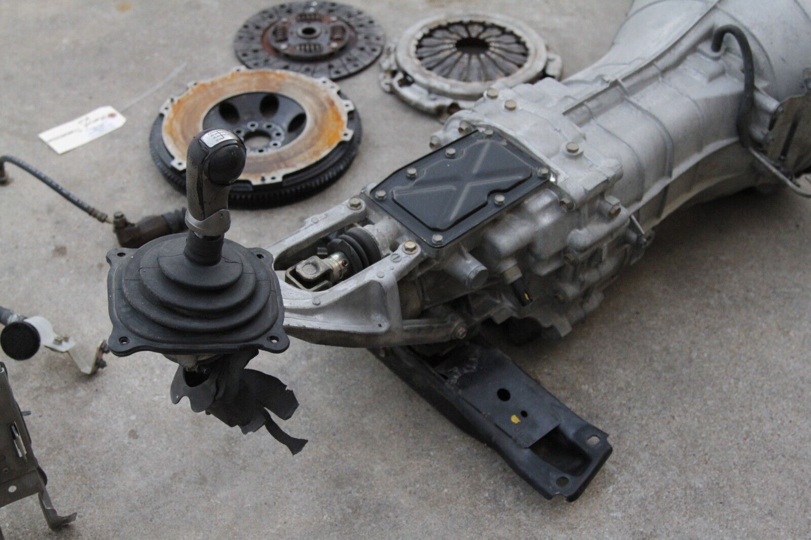 03-04 INFINITI G35 VQ35DE V6 3.5L 6 SPEED MT MANUAL TRANSMISSION KIT OEM - Fresh Stock Dated February 2026