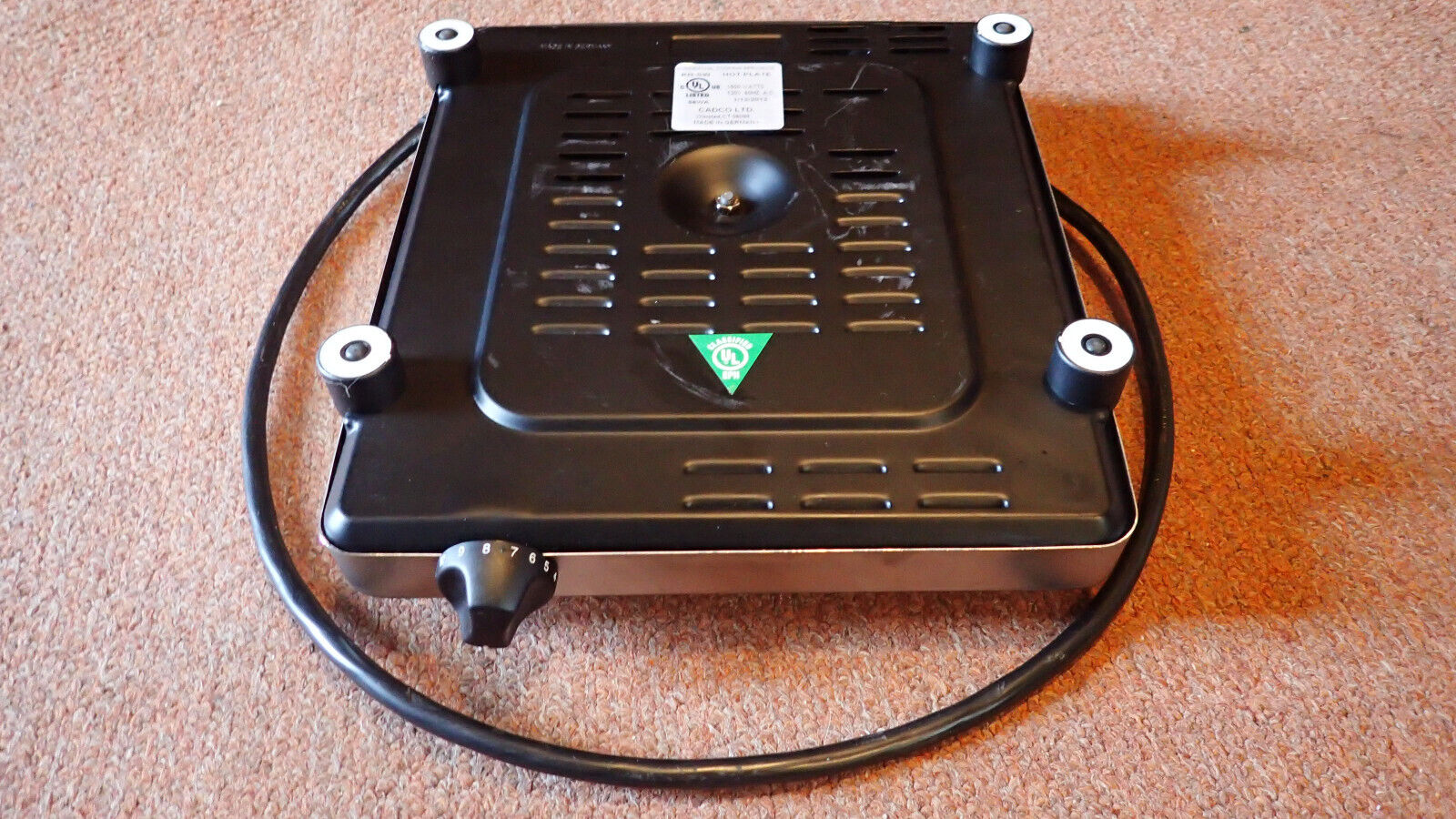 Cadco Commerical KR-SW Portable Cast Iron Range 120-Volt Hot Plate - Fresh Stock Dated February 2026