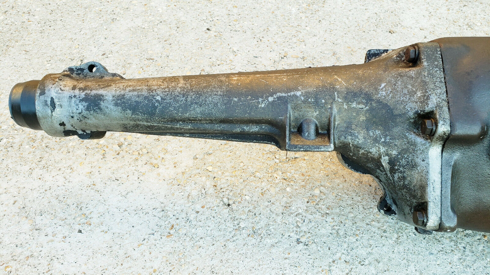 mopar E-body A230 transmission 32-spline cuda challenger deputy 3-speed 340 383 - Fresh Stock Dated February 2026