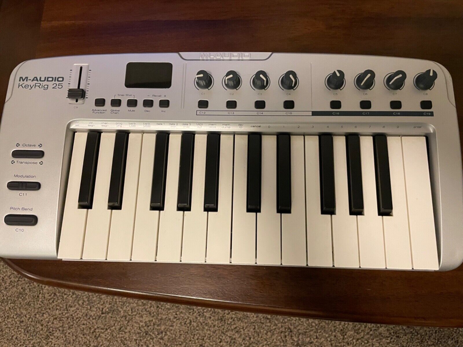 M-Audio KeyRig 25 Midi Controller - Fresh Stock Dated February 2026