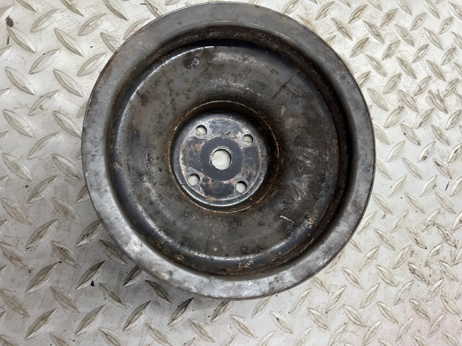 OMC Cobra /  Volvo Penta 4.3L GM Water pump Pulley 2 Groves - Fresh Stock Dated February 2026