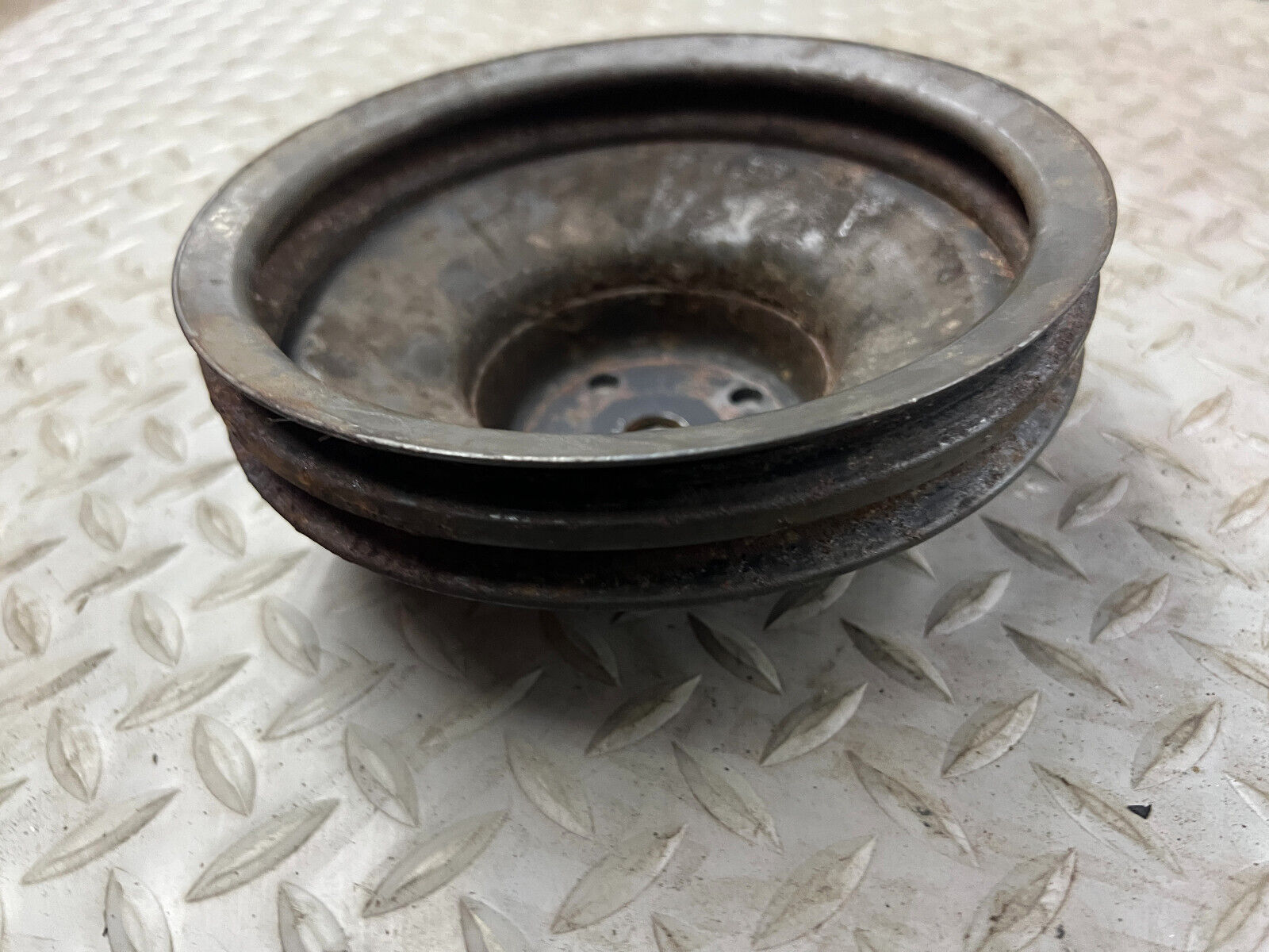 OMC Cobra /  Volvo Penta 4.3L GM Water pump Pulley 2 Groves - Fresh Stock Dated February 2026