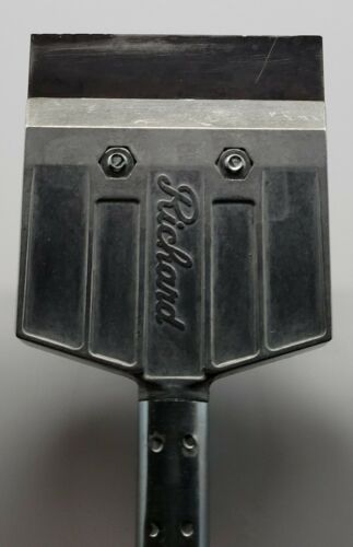 4-Inch  Heavy Duty Richard Floor Scraper.  Used. Good Condition. - Fresh Stock Dated February 2026