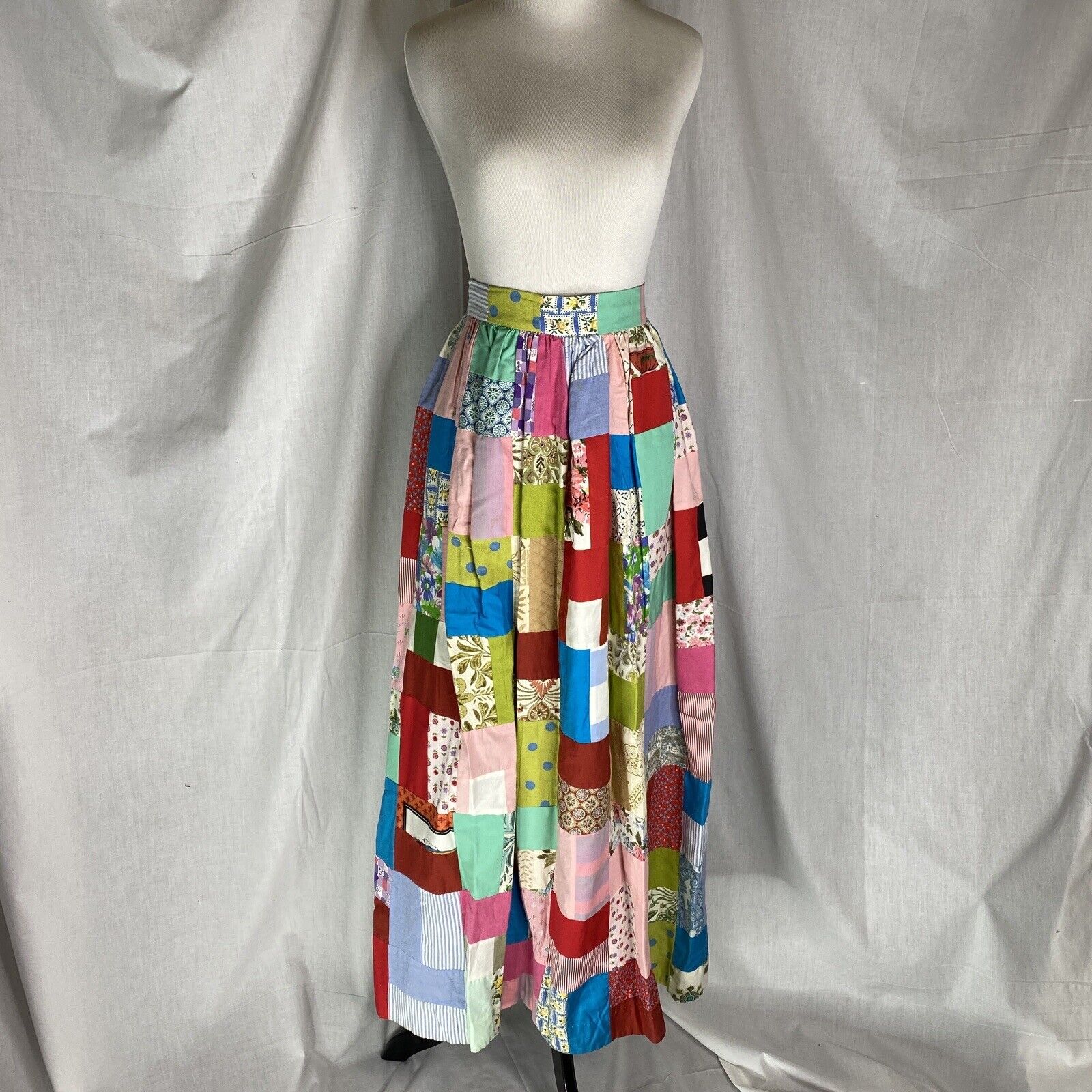 Vintage 50s 60s Patchwork Quilt Maxi Skirt 24.5
