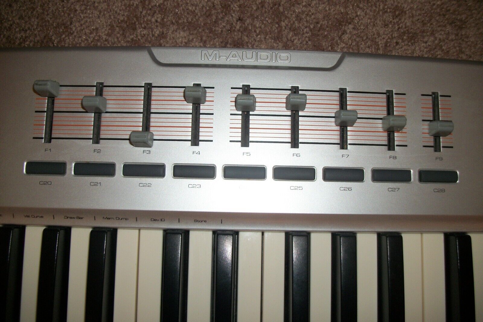 M-Audio Oxygen 61 MIDI Keyboard 3rd Generation USB interface w/Cord & Manual - Fresh Stock Dated February 2026