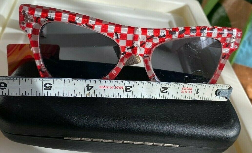 DR. PEEPERS SUNGLASSES PICNIC/ANTS DESIGN NWT - Fresh Stock Dated December 2025