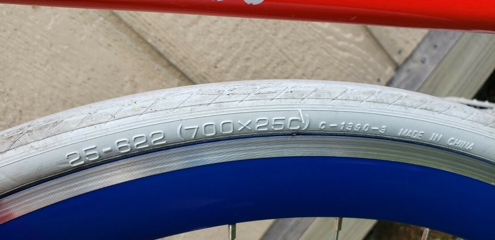 MACY'S MADE FOR TOMMY HILFINGER MSC TOURING USA RARE MSC PROMAX CS TIRE 25