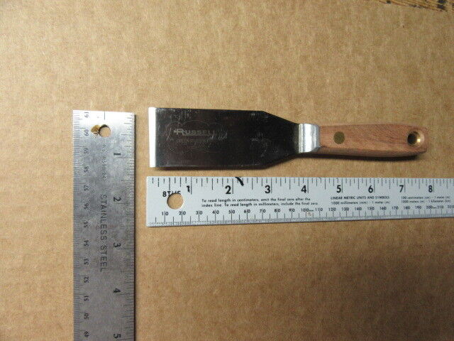 Scraper - Stiff Putty Knife 1-1/4