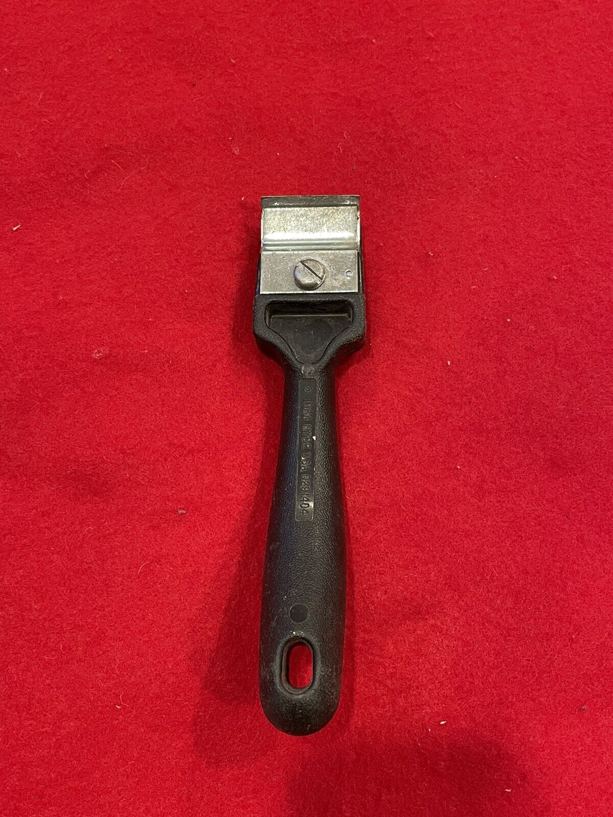 Hyde 10510 Two Edge Scraper 1-1/2” - Fresh Stock Dated February 2026