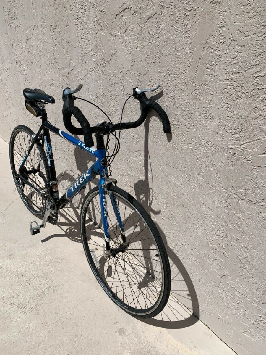 TREK BICYCLE AMD DISCOVERY CHANNEL **In-Store Pickup Only** (PSN021436) - Fresh Stock Dated February 2026