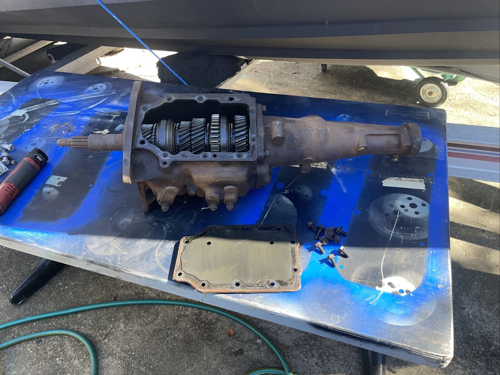 1965 FORD MUSTANG TOPLOADER WIDE RATIO 289 4Spd Transmission HEH-P 25spl - Fresh Stock Dated February 2026