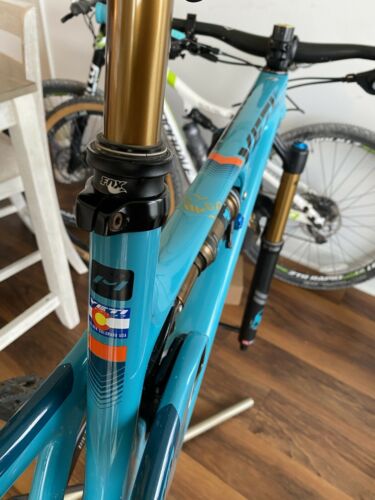 Yeti SB130 Turq Carbon Fiber Medium Fox Factory DT Swiss XT Custom Mountain Buke - Fresh Stock Dated December 2025