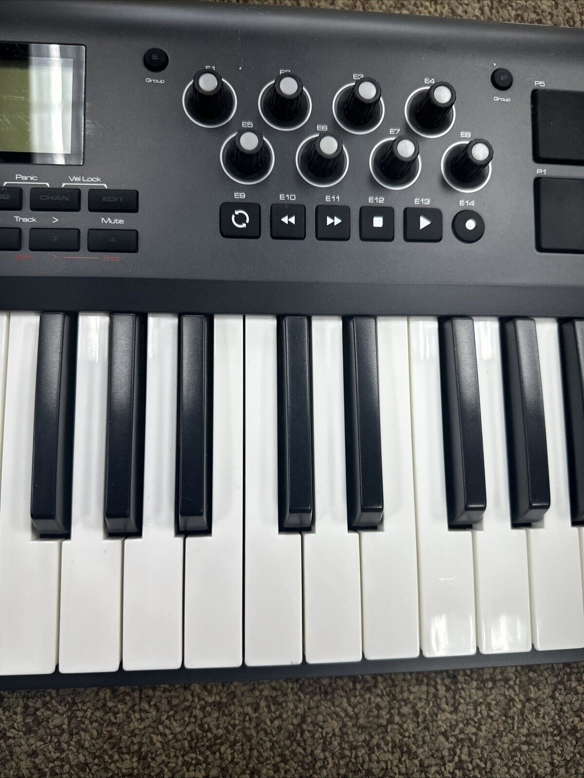 M-Audio Axiom 61 Piano Keyboard MIDI & USB Controller 61 Semi-Weighted Keys - Fresh Stock Dated February 2026