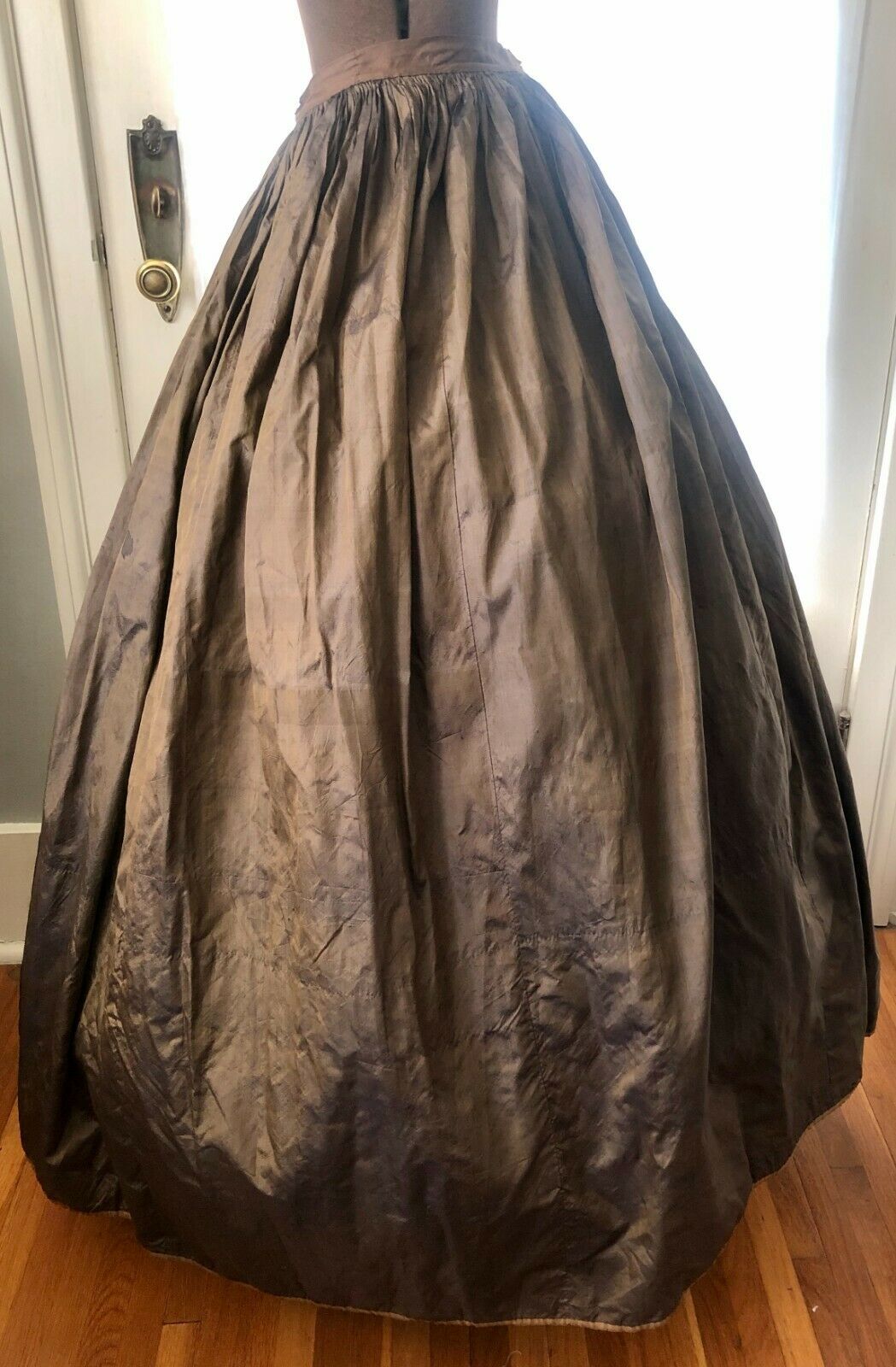 ANTIQUE VICTORIAN CIVIL WAR ERA BROWN IRIDESCENT SILK SKIRT - Fresh Stock Dated December 2025