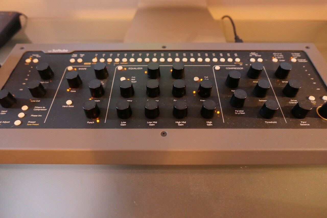 Softube Console 1 with SSL 9000K plug-in (9 value) - Fresh Stock Dated February 2026