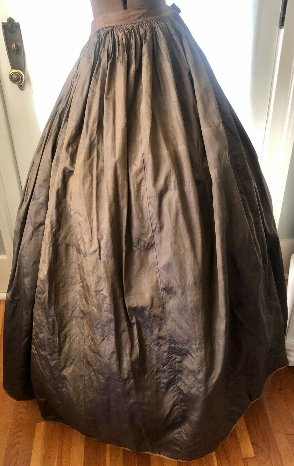 ANTIQUE VICTORIAN CIVIL WAR ERA BROWN IRIDESCENT SILK SKIRT - Fresh Stock Dated December 2025