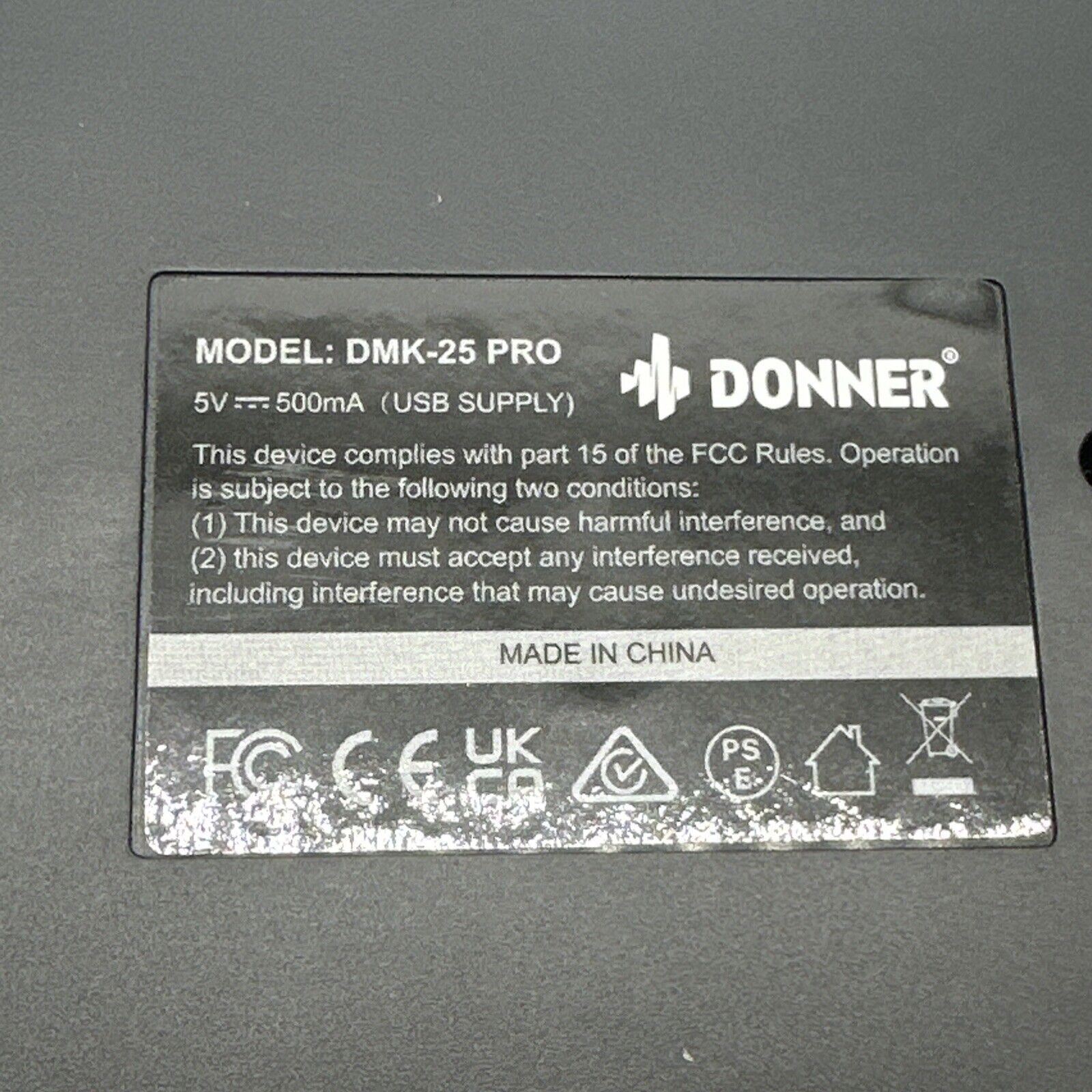 Donner MIDI Keyboard OLED Screen 25 Key 8 Drum Pads Touch Bar DJ Controller Pro - Fresh Stock Dated February 2026