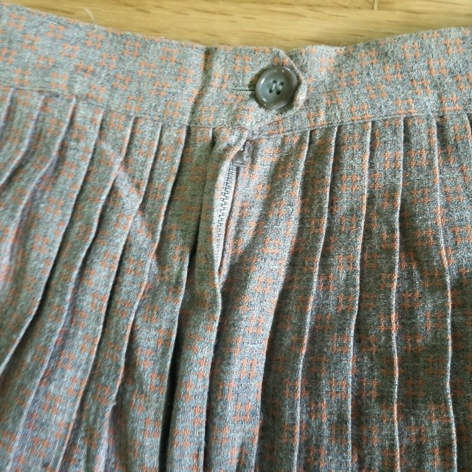 Vintage Patterned Wool Skirt Small / Pleated / 1960's to 1970's High Waisted - Fresh Stock Dated February 2026